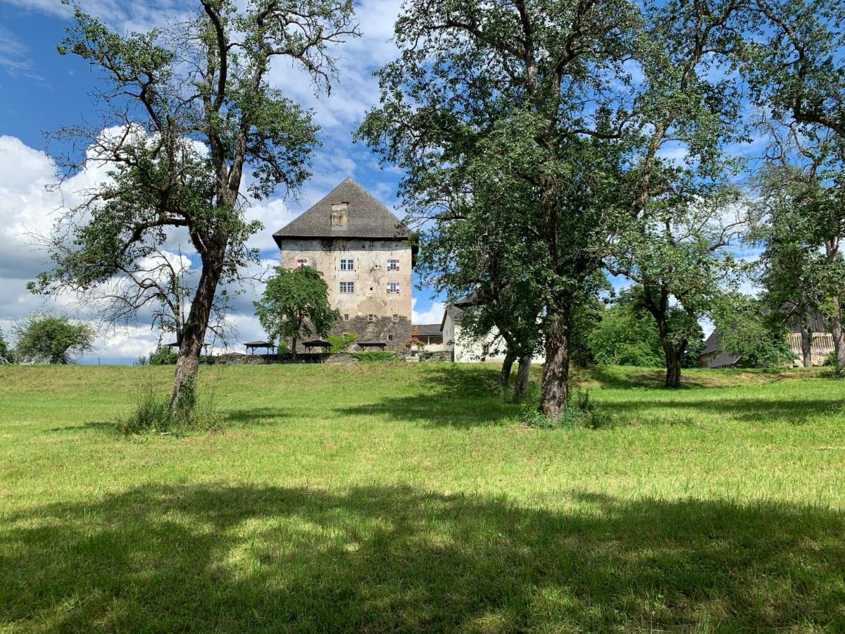 Schloss Moosburg Gaestehaus Екстер'єр фото