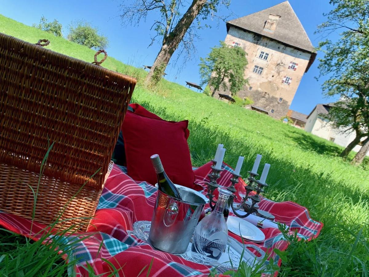 Schloss Moosburg Gaestehaus Екстер'єр фото