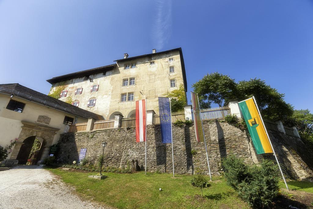 Schloss Moosburg Gaestehaus Екстер'єр фото